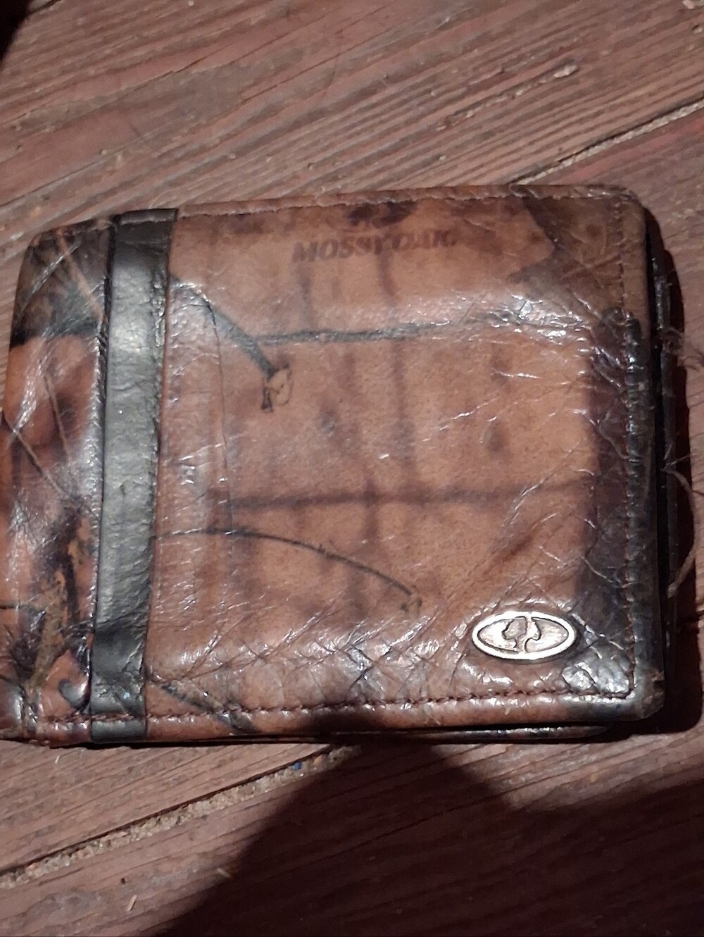 Mossy Oak Brown Leather Men's Bi-Fold Wallet with Black Accent